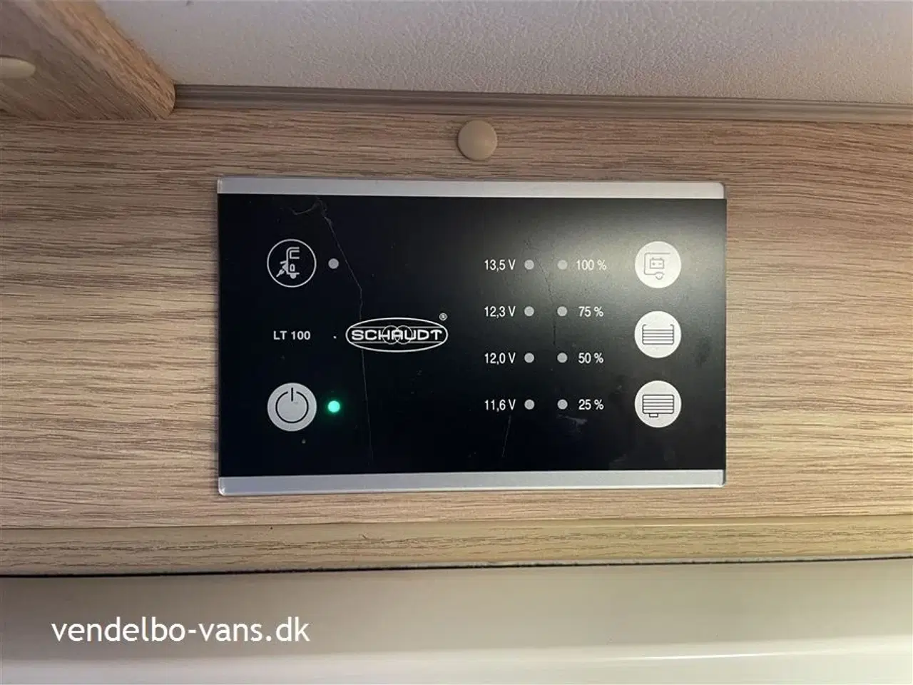 Billede 10 - 2022 - SunLight VAN V69   Fritstående dobbeltseng i bag