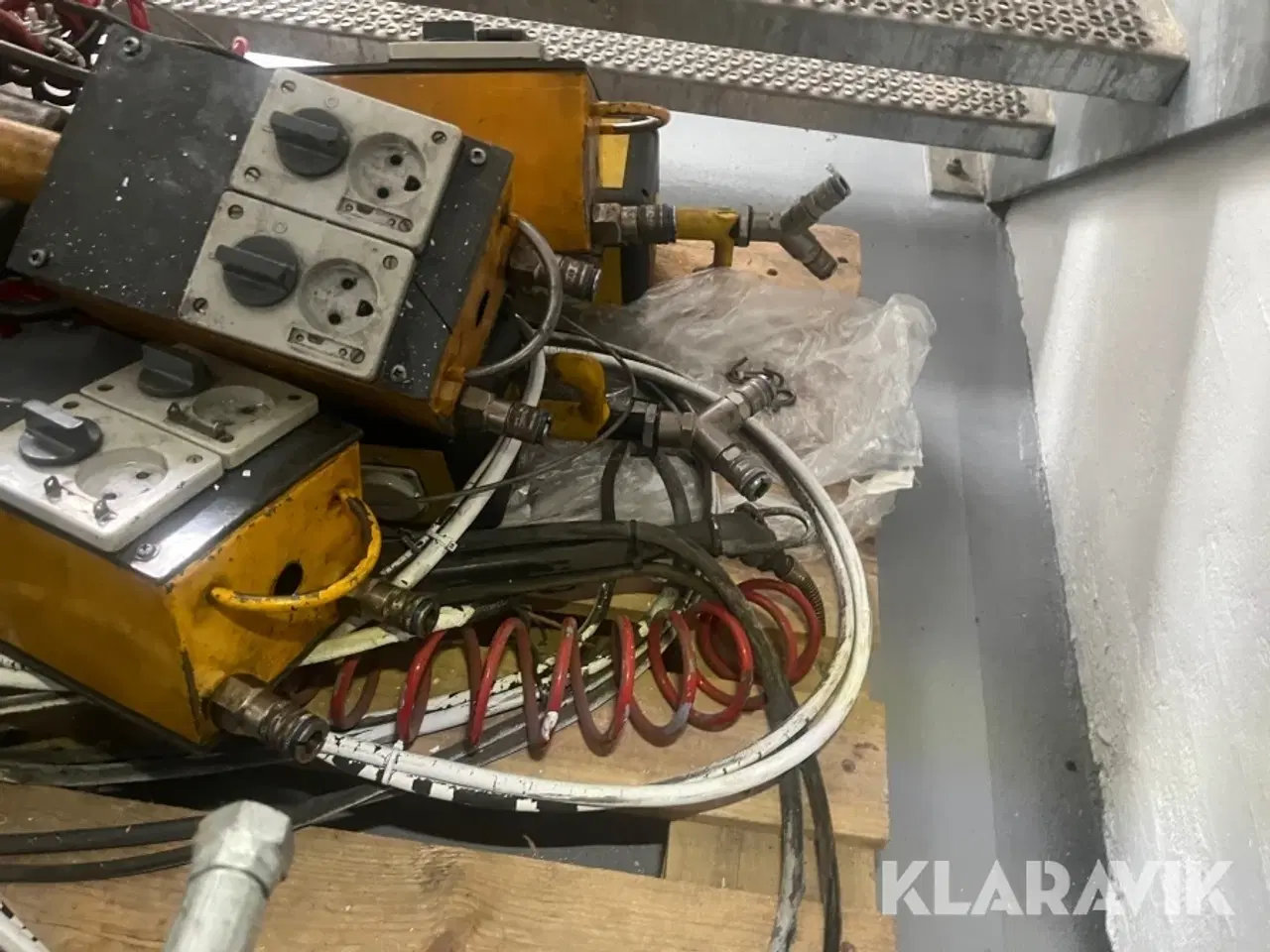 Billede 5 - Strøm og luftindtag 7 styk