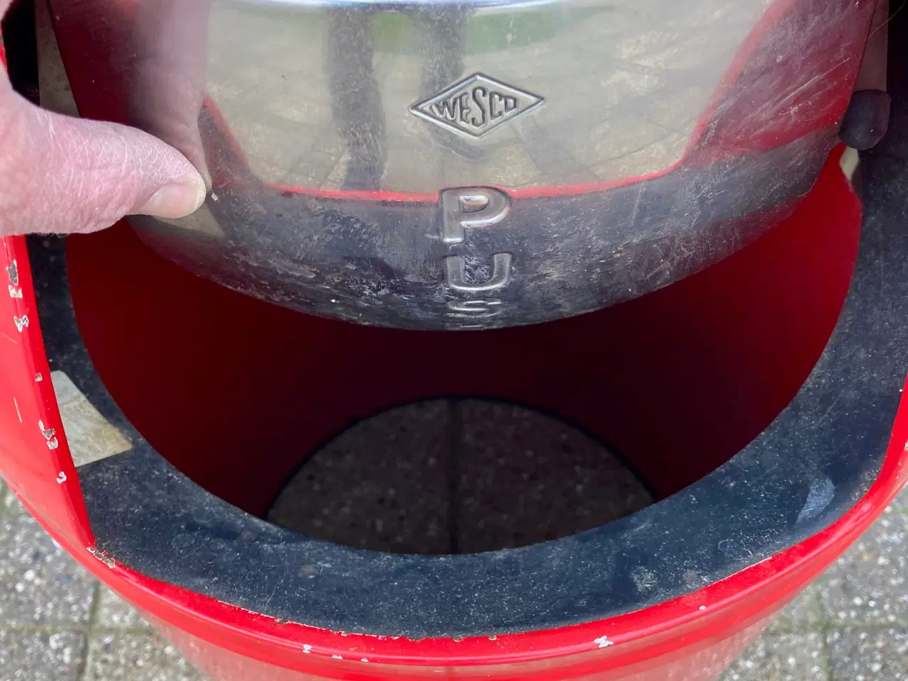 Billede 3 - Wesco Pushboy affaldsspand rød metal