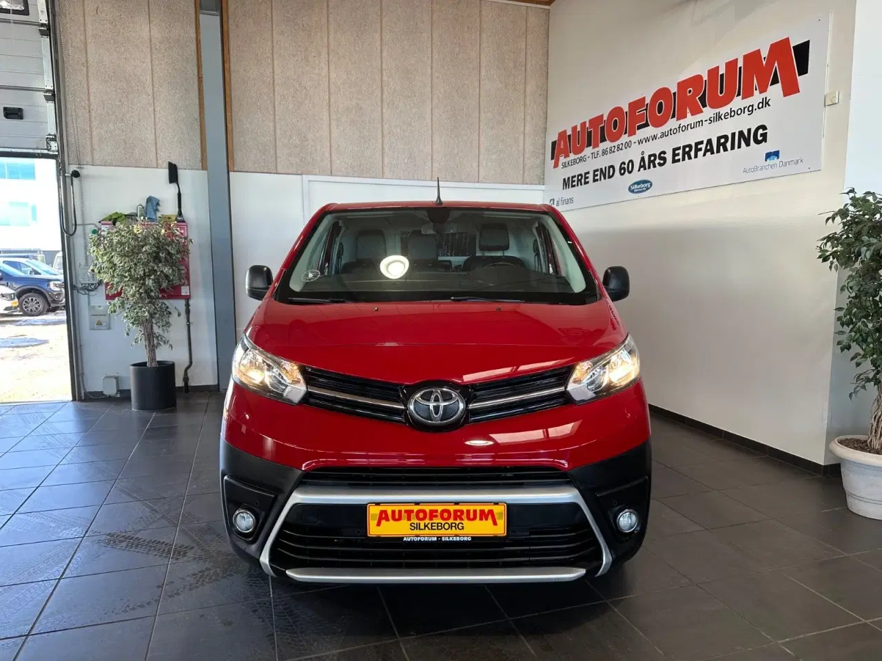 Billede 2 - Toyota ProAce 2,0 D 122 Medium Comfort Master aut.