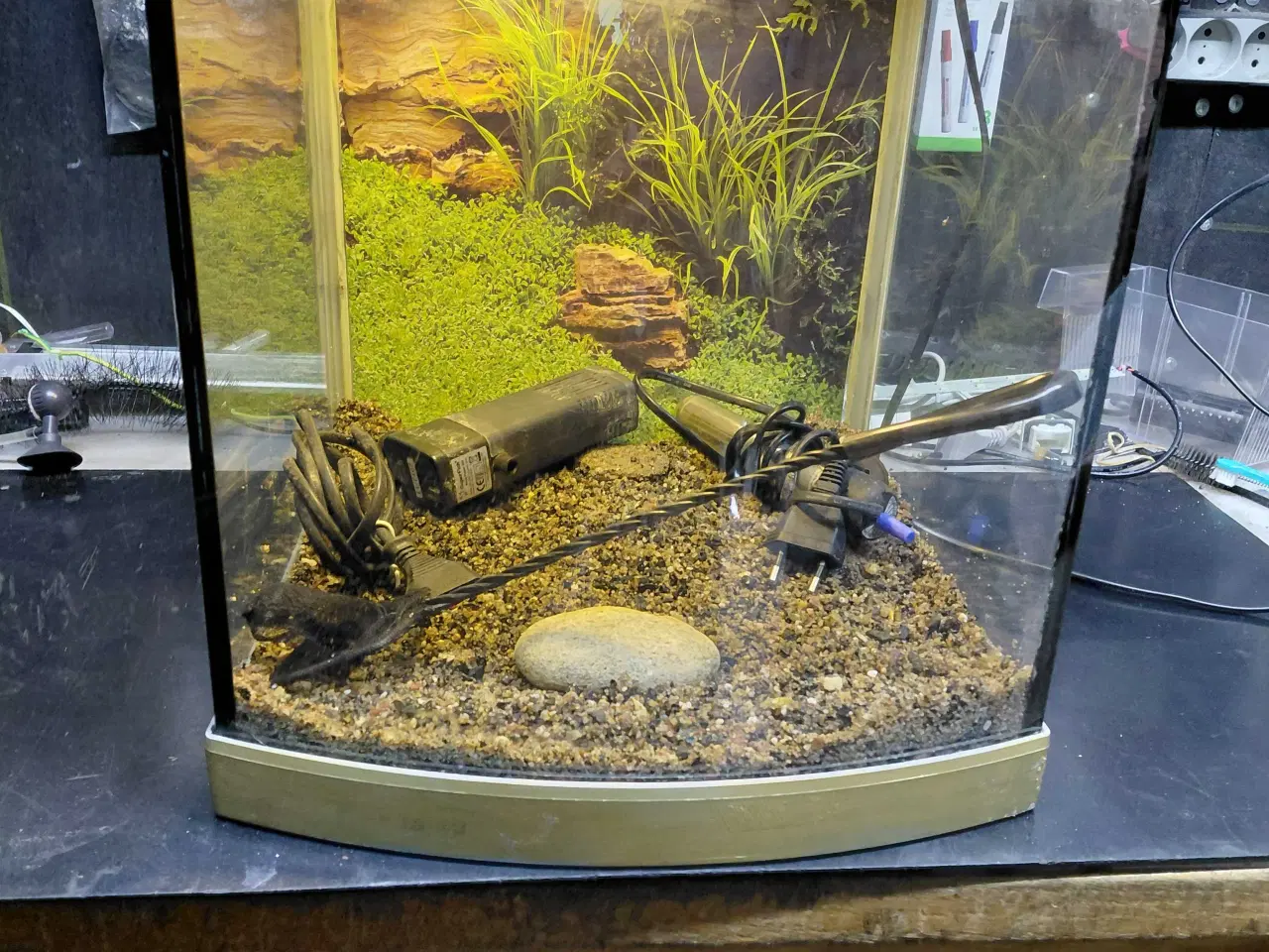 Billede 6 - Akvarier 30L 