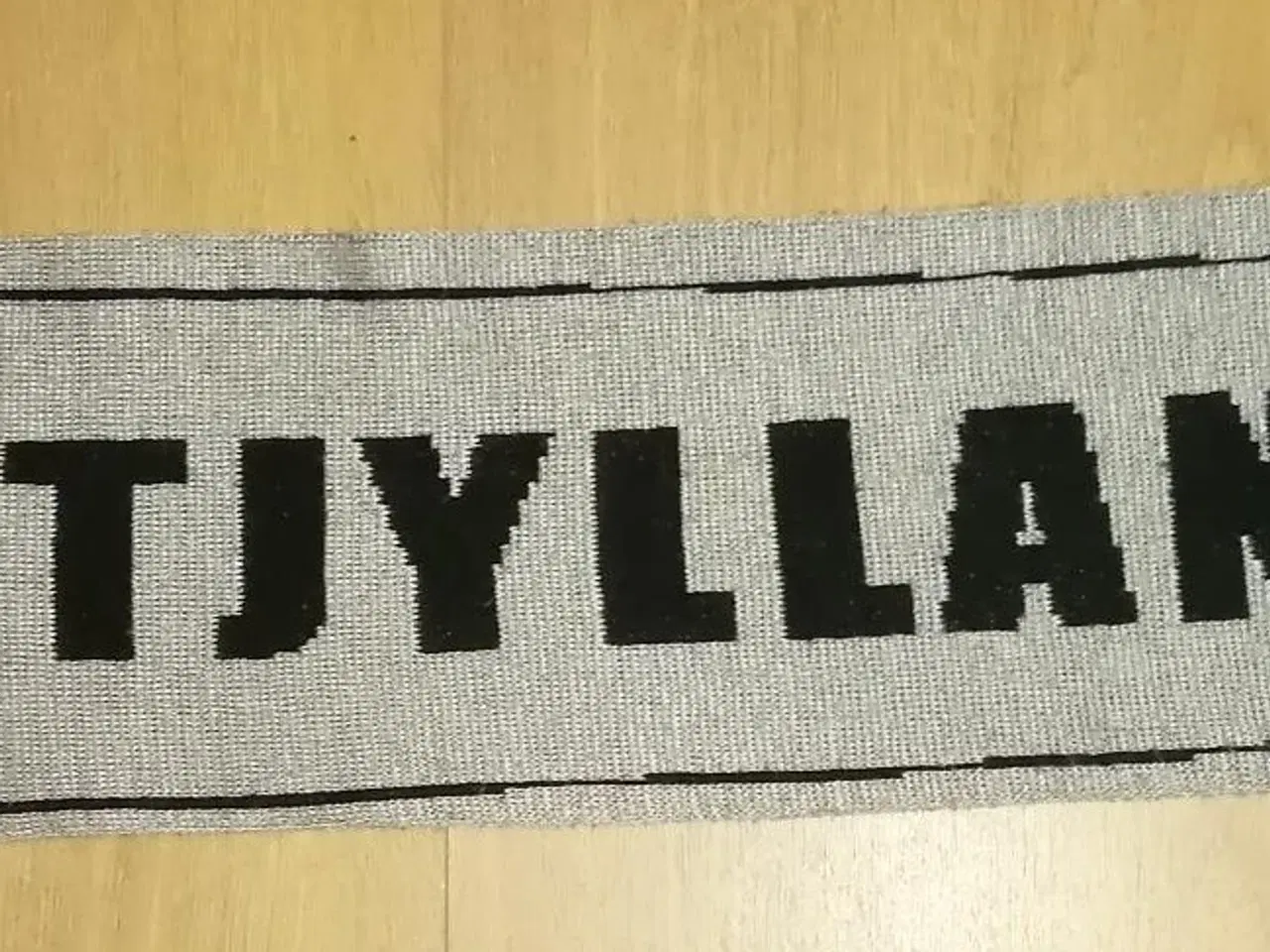 Billede 2 - FC MIDTJYLLAND HALSTØRKLÆDE, 150 CM