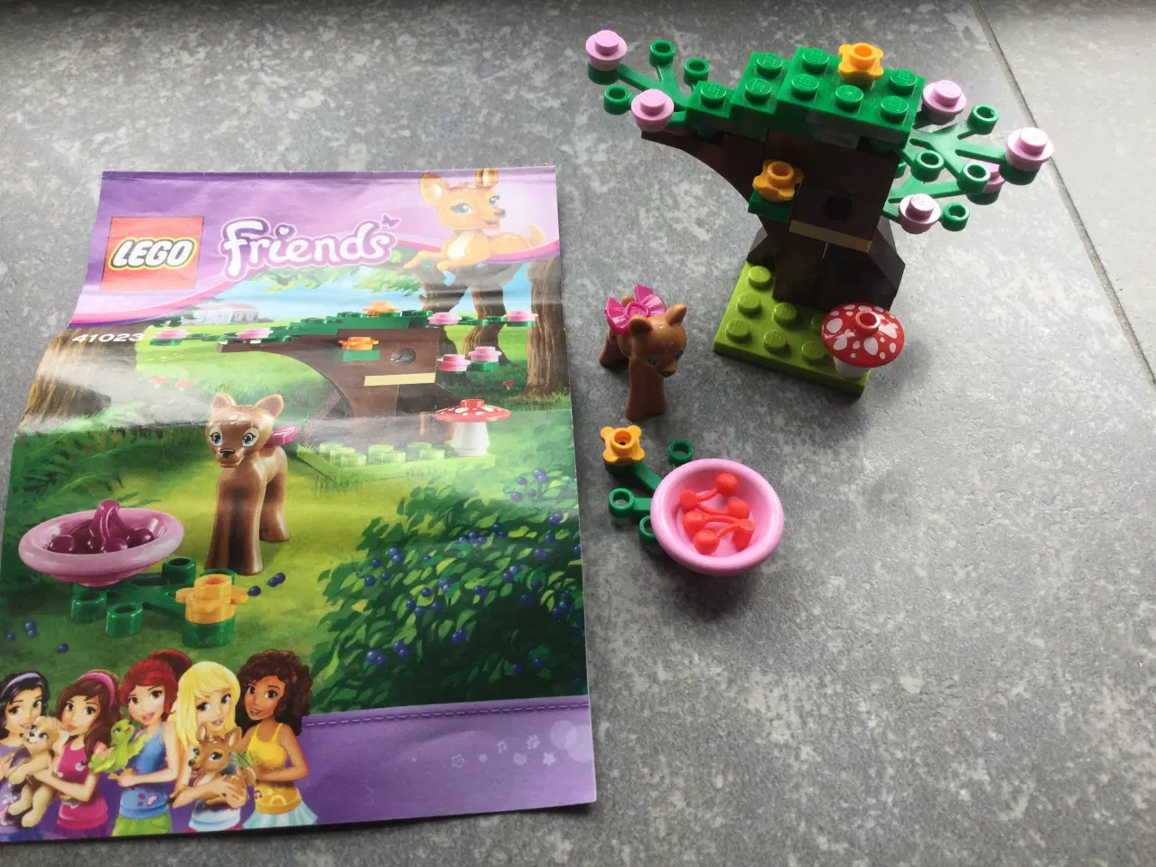 Billede 1 - LEGO Friends 41023 Dåkalvens drømmeskov