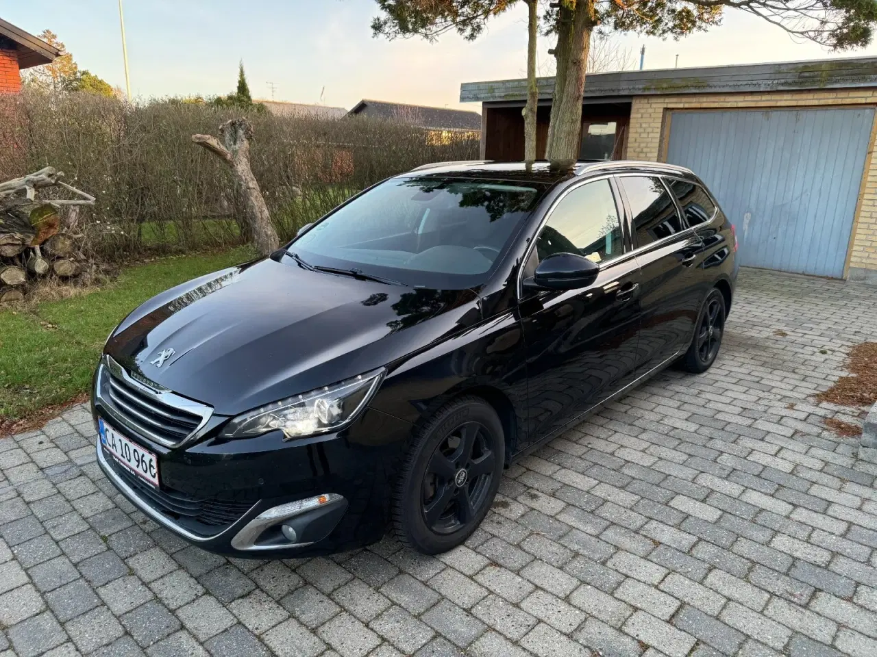 Billede 1 - Peugeot 308 1,6 BlueHDi 120 Allure SW