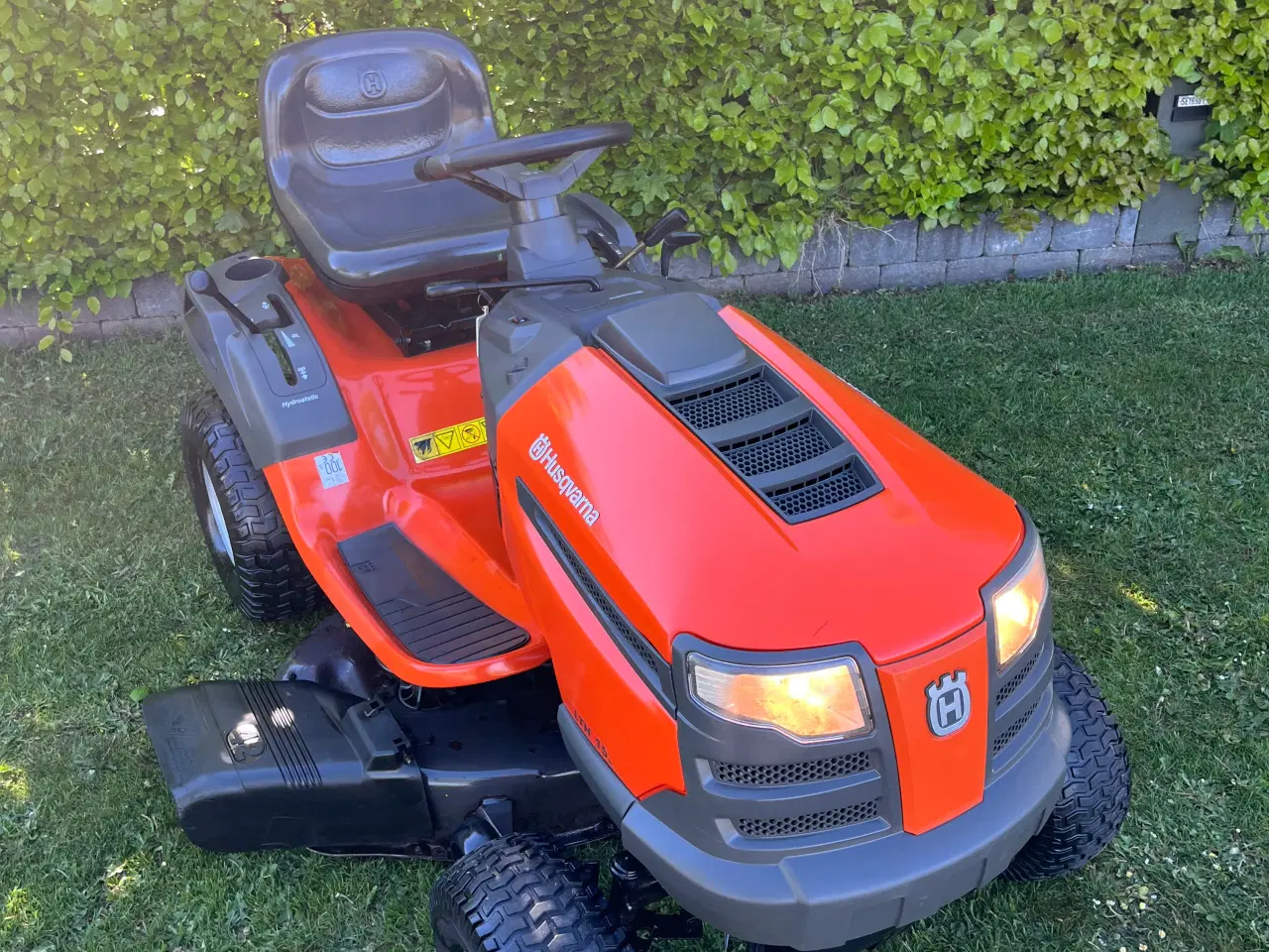 Billede 4 - Husqvarna LTH 152 Sælges….