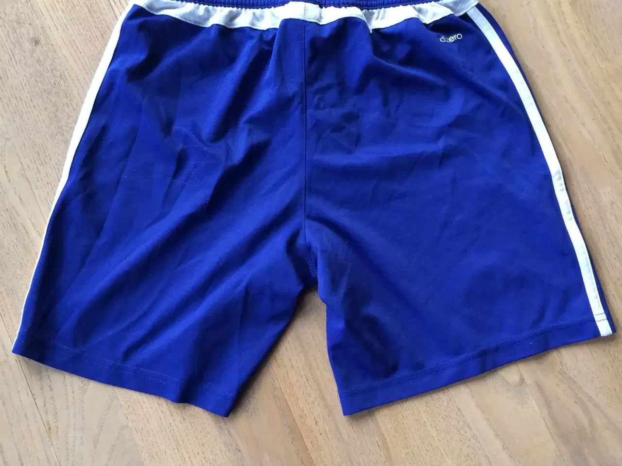 Billede 2 - Adidas Shorts