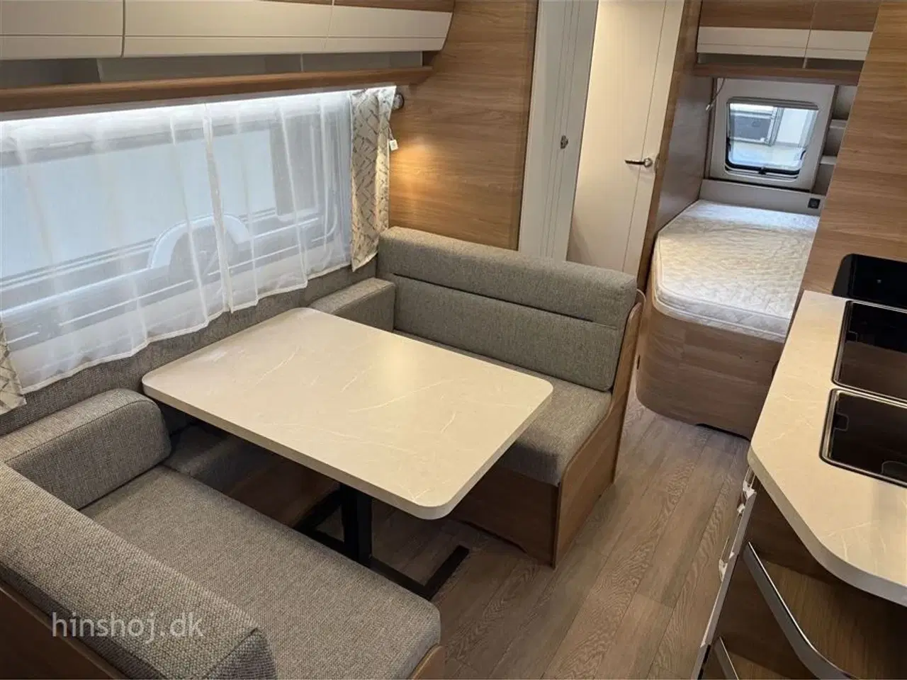 Billede 12 - 2023 - Hobby De Luxe 540 KMFe   Dejlig køjevogn med 2 køjer og dobbeltseng fra Hinshøj Caravan A/S