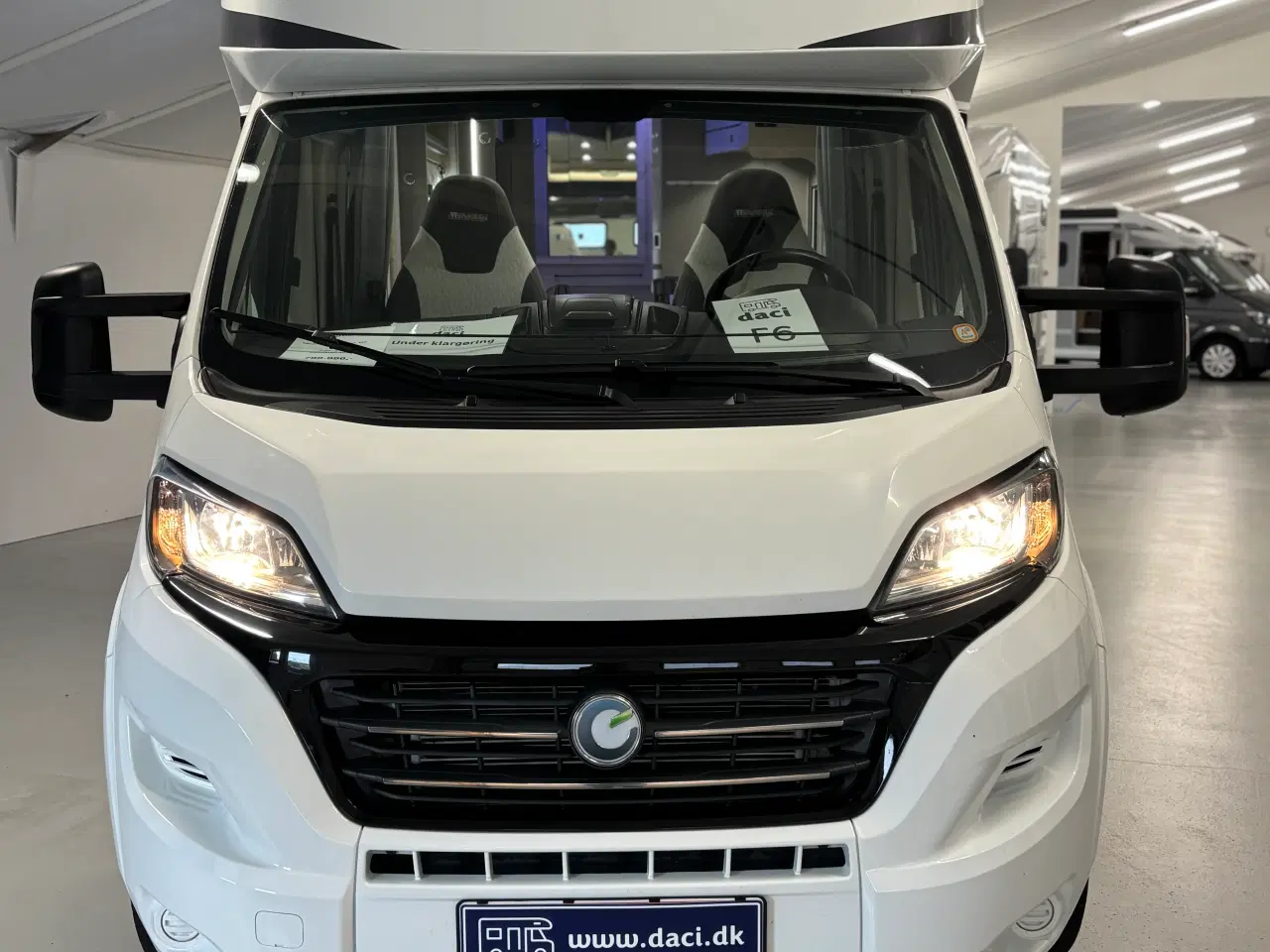 Billede 2 - Autocamper til salg - Chausson 630 Titanium VIP