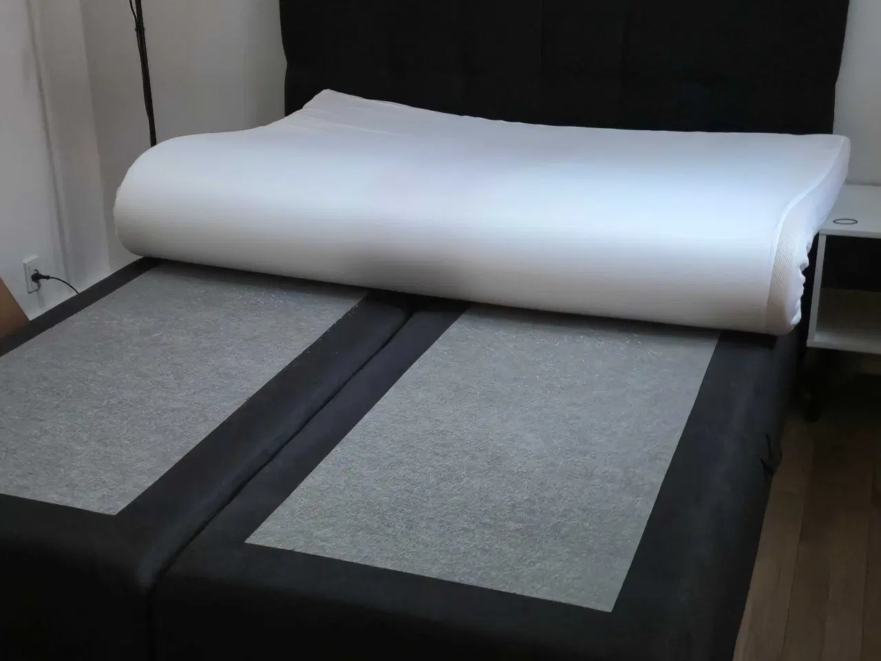 Billede 2 - Stof sort Kontinentalseng 140 x 200