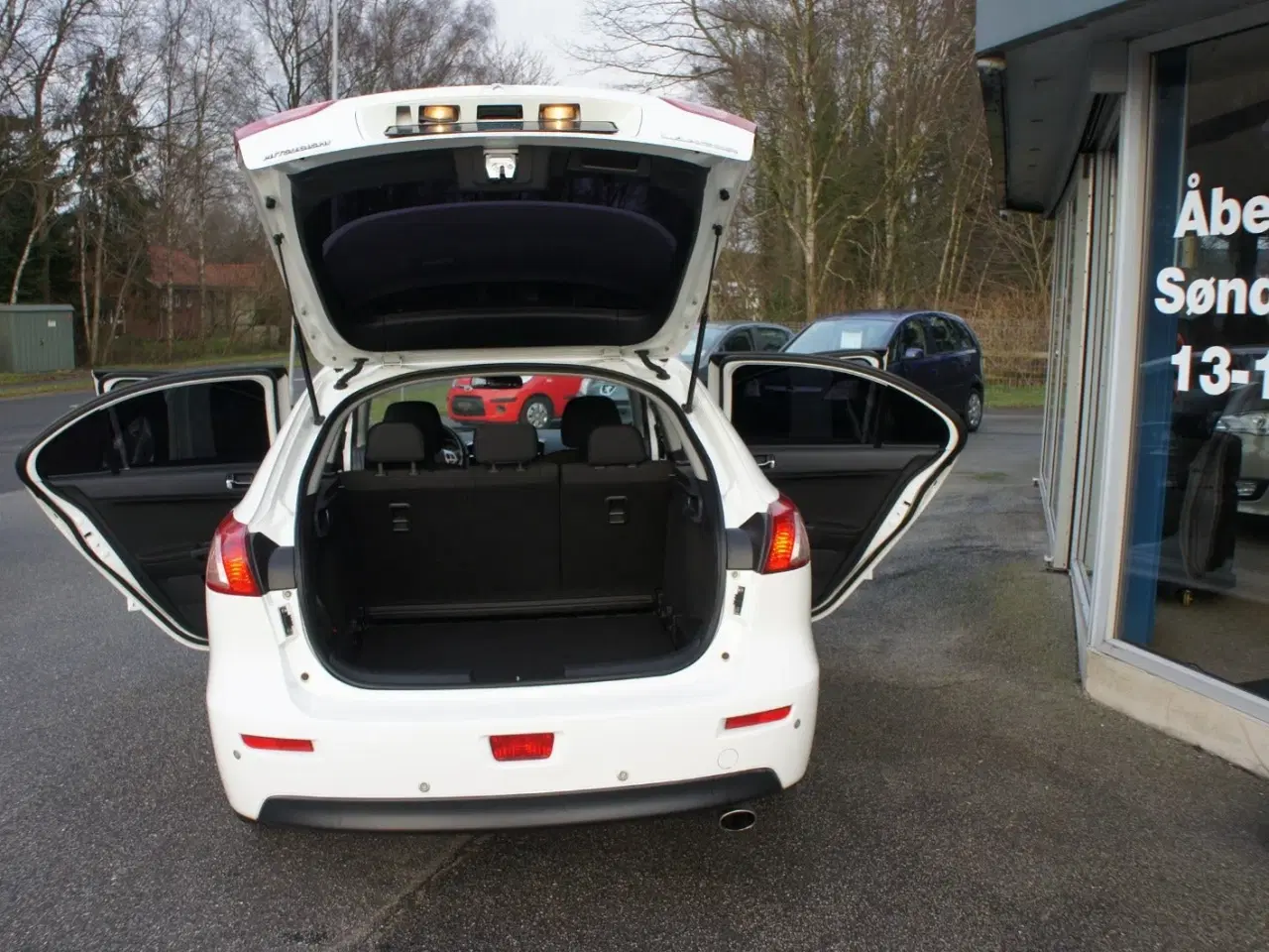 Billede 10 - Mitsubishi Lancer 1,8 Instyle SportBack