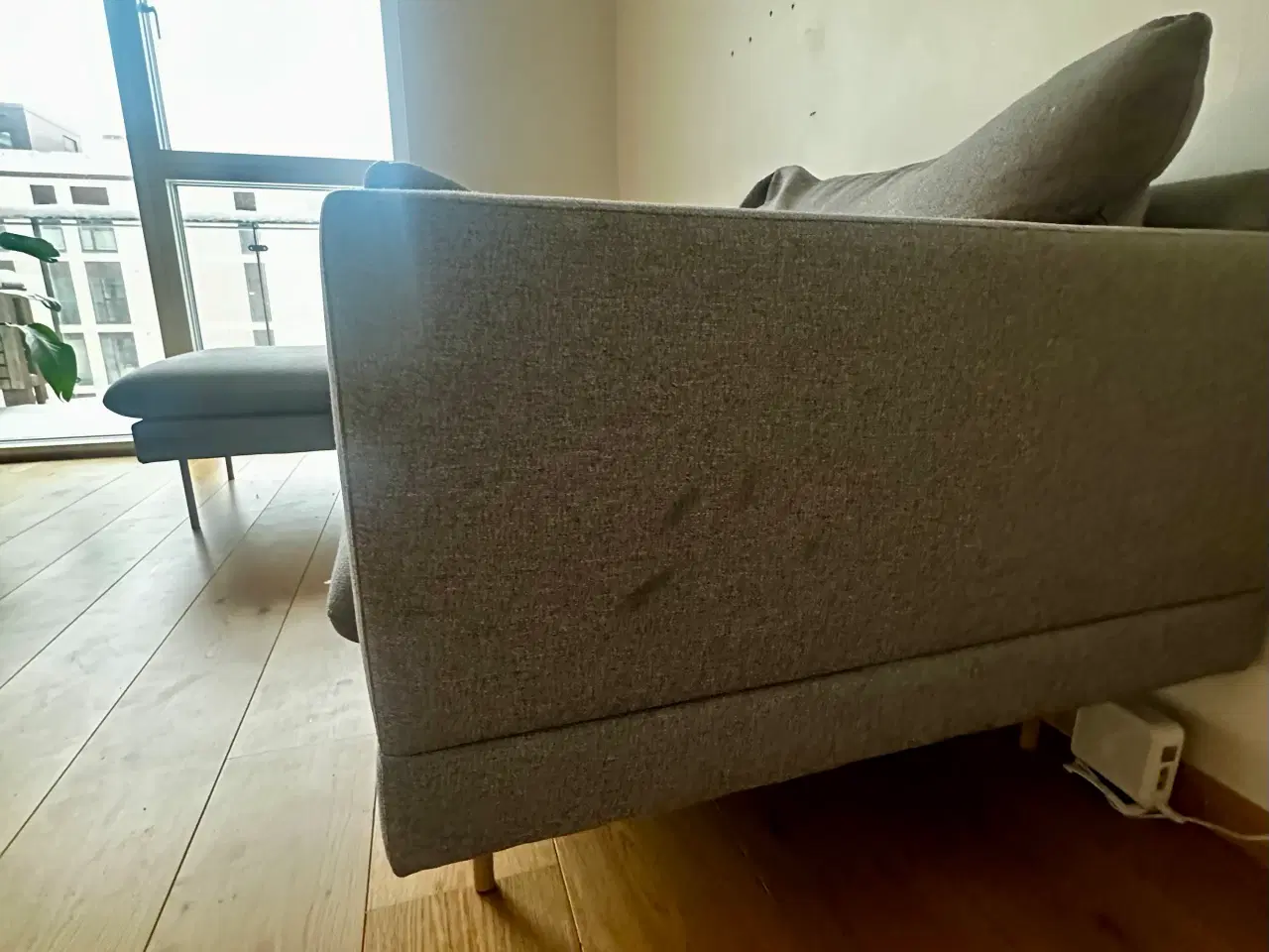 Billede 2 - Grå chaiselong sofa fra Myhome