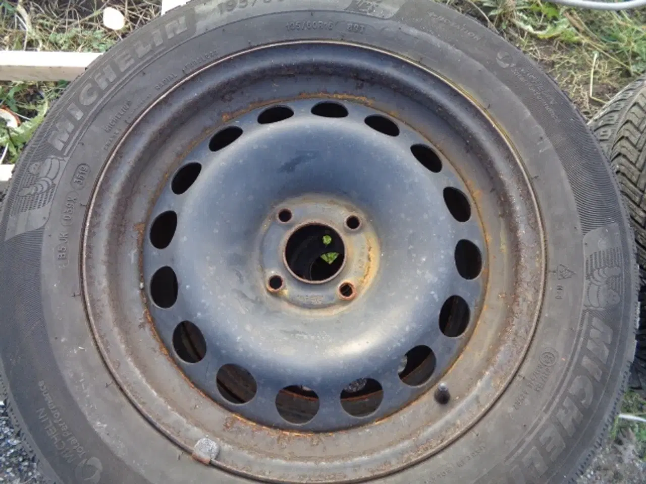 Billede 6 - 4 dæk på fælge