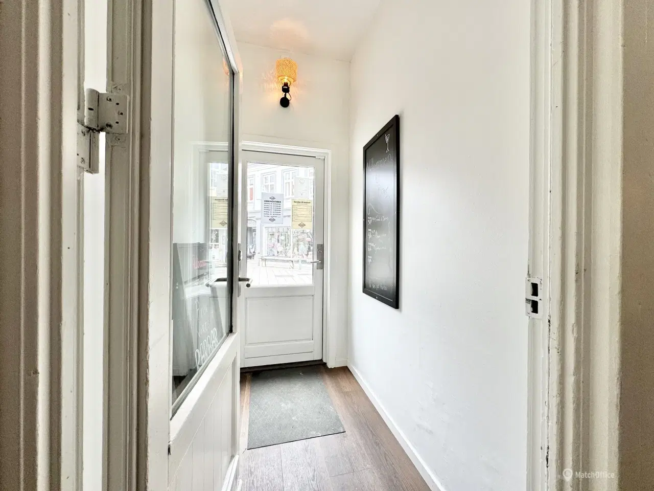 Billede 1 - Ikonisk hjørnelejemål i hjertet af Nyborg – tidligere Café Anton