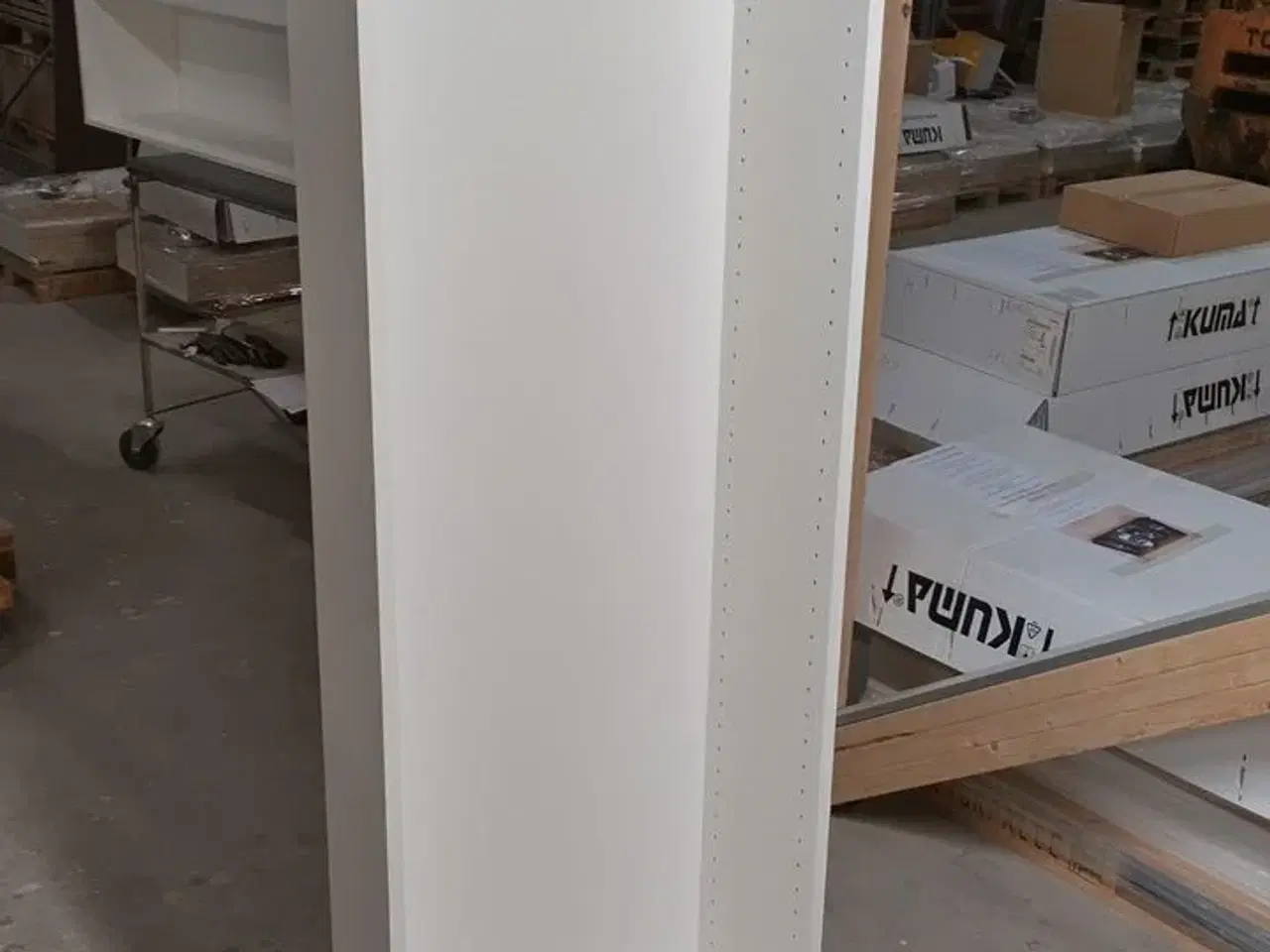 Billede 4 - 4 stk. usamlet højskabe H: 195,2 x B: 50 x D: 32,0