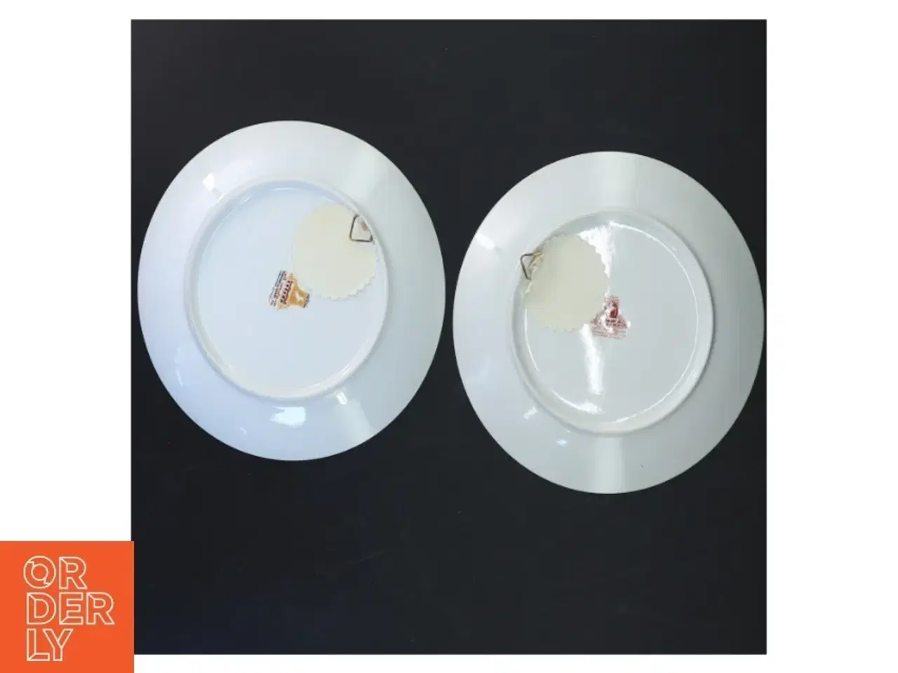 Billede 2 - Dekorative vægplatter, Ø 17 cm fra CONIMBRIGA, Måske (str. Ø. 17 cm. 2 styk)