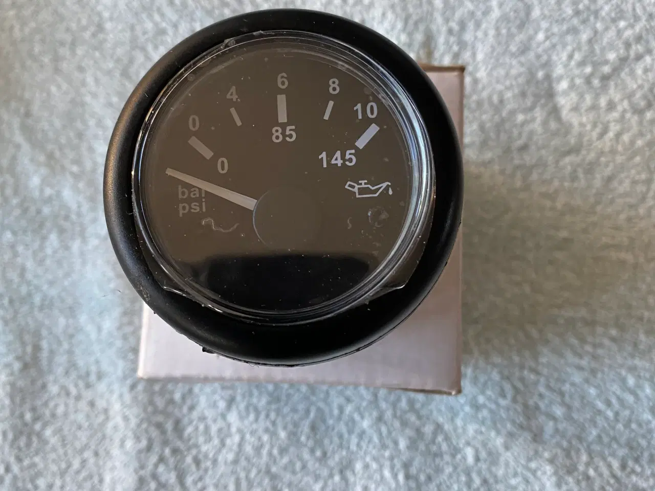 Billede 1 - Olietryksmåler. 12 volt