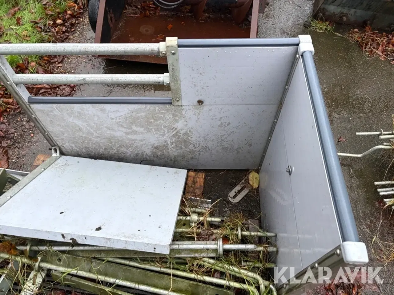 Billede 9 - Staldinventar