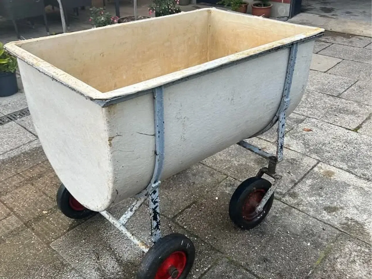 Billede 5 - fodrevogn glasfiber med bundventil