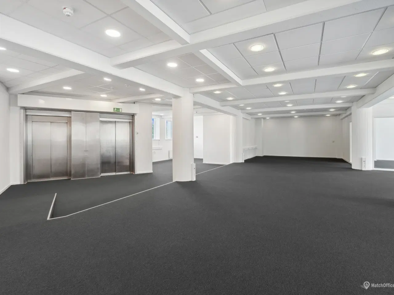 Billede 3 - Kontorlejemål med byudsigt over jernbanen og Grønttorvet