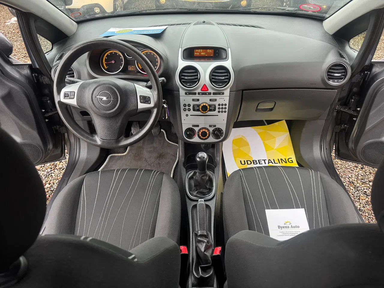 Billede 9 - Opel Corsa Nysyn Lav km kun 134000km