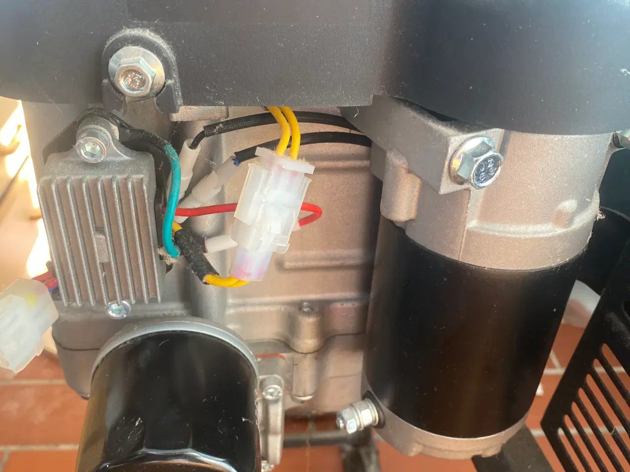 Billede 3 - Loncin 608cc 20hk Benzinmotor
