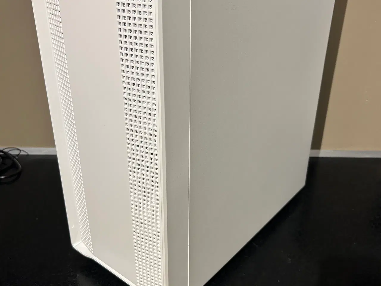 Billede 4 - HVID HIGH-END GAMING PC – i5 12600K • RTX 4060 • 3