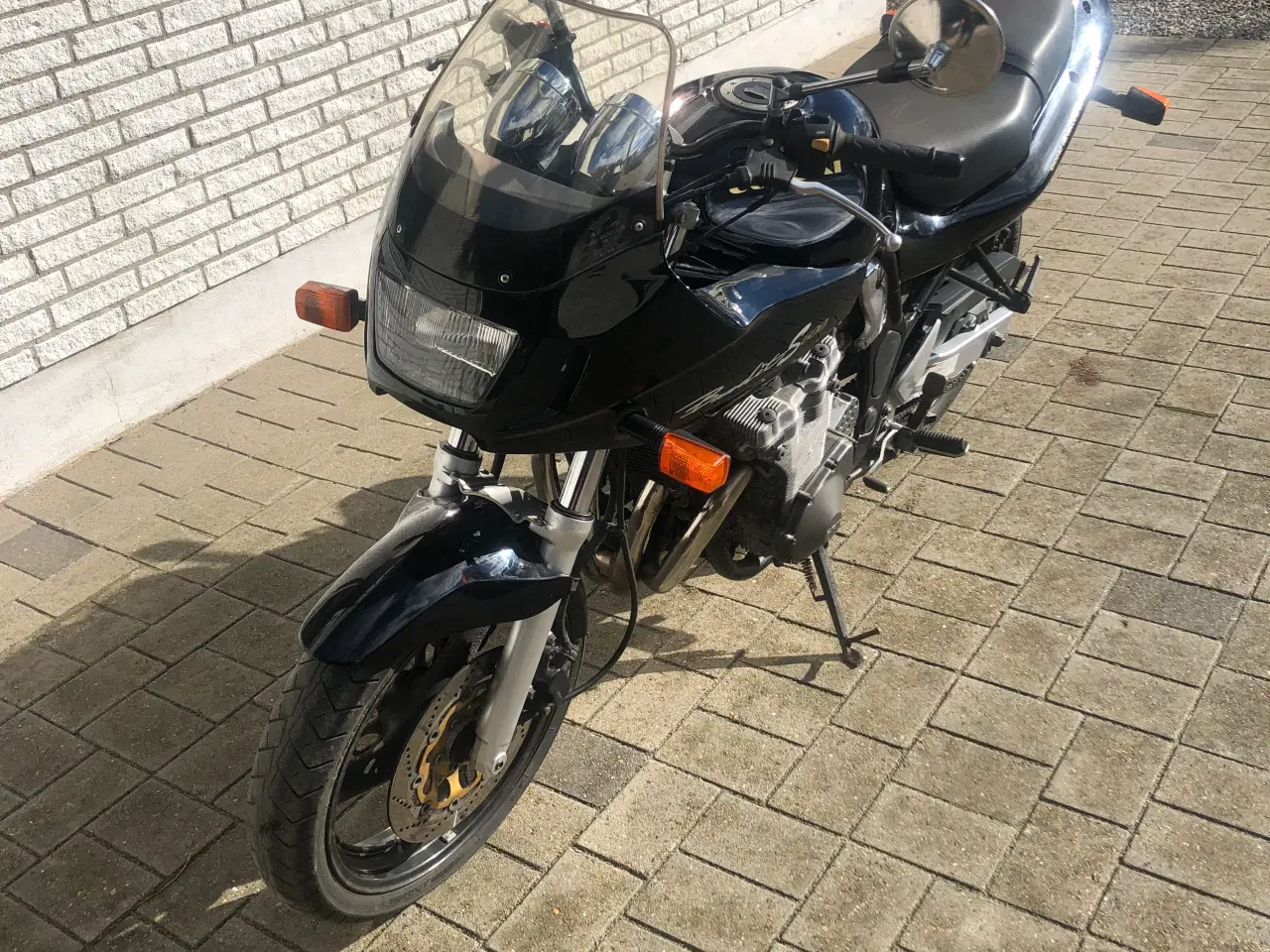 Billede 2 - Suzuki 600 motorcykel år 1999 nysynet 