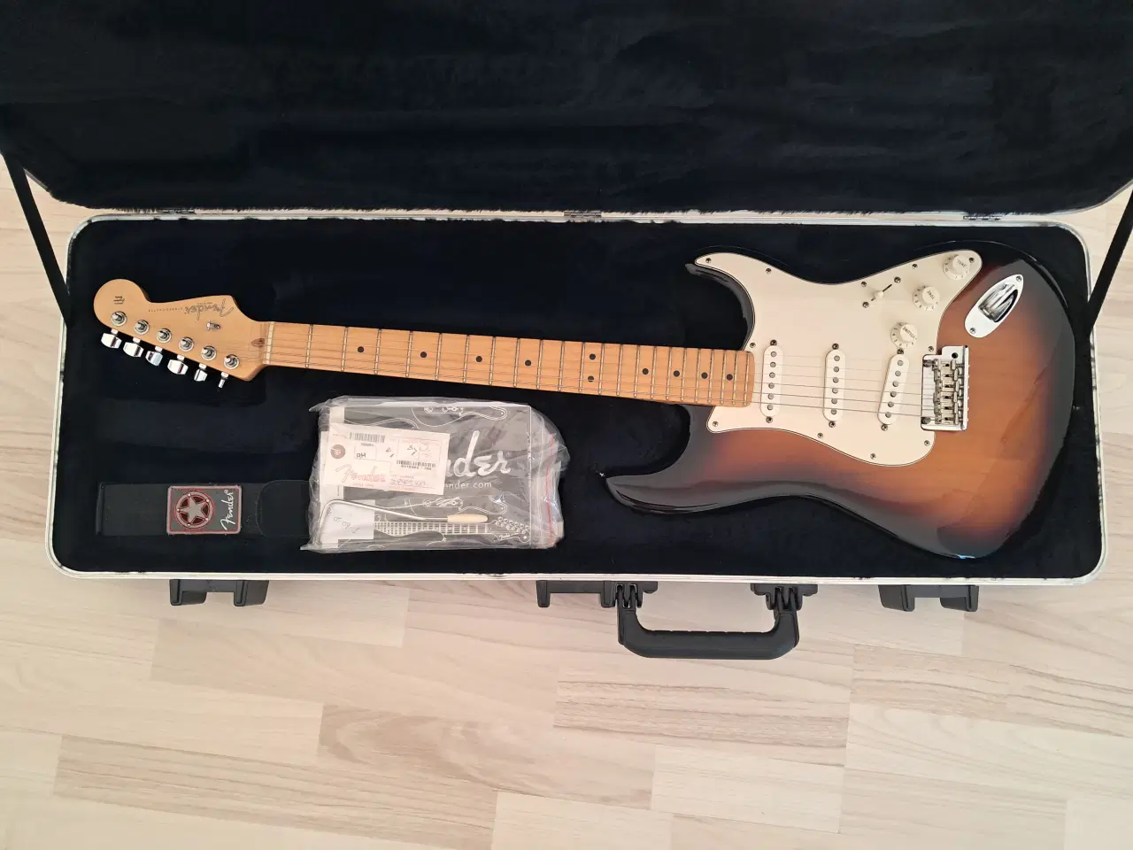 Billede 2 - American Fender Stratocaster 2008 Model