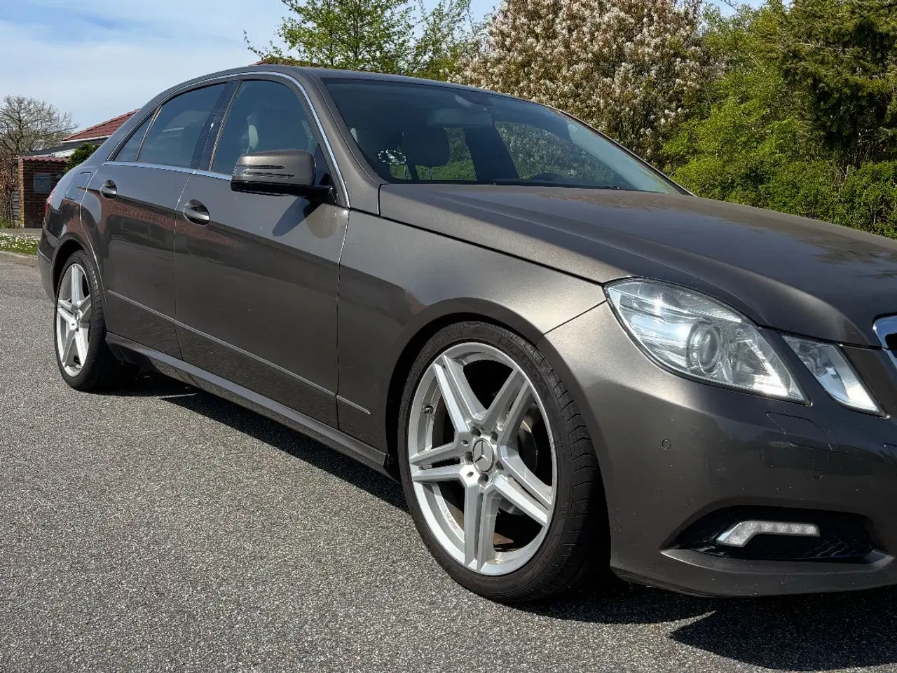 Billede 1 - Mercedes E220