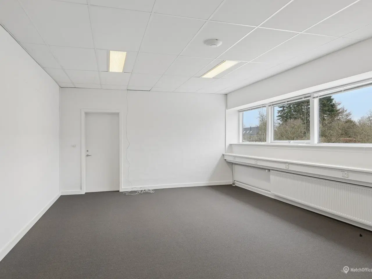 Billede 5 - Kontor med mulighed for leje af lager og befæstede arealer