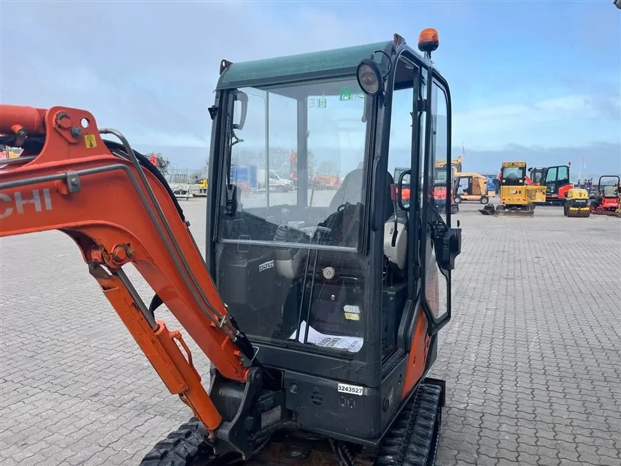 Billede 10 - Hitachi ZX 18-3 Halv automatisk s30 skifte, kipbar planerskovl og 1 graveskovl