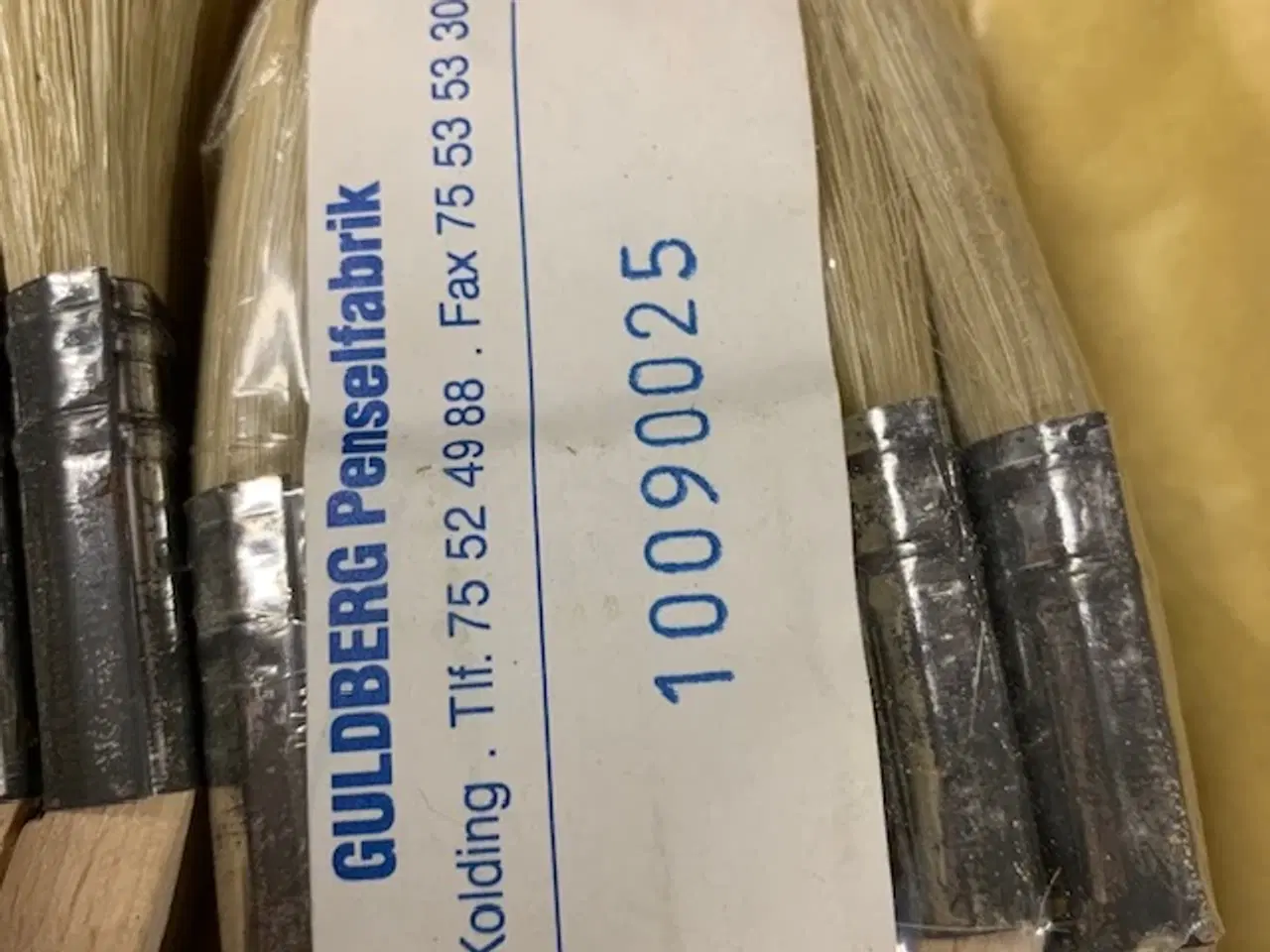 Billede 2 - 8 stk Guldberg 25 mm radiatorpensel. Håndlavet