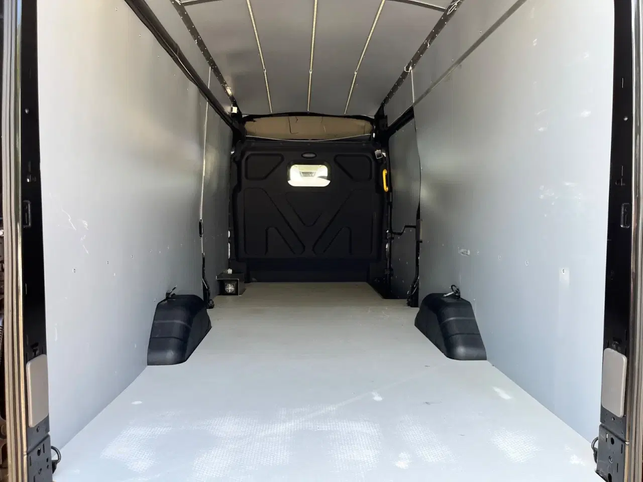 Billede 10 - Ford Transit 350 L4 Van 2,0 TDCi 130 Trend H3 RWD