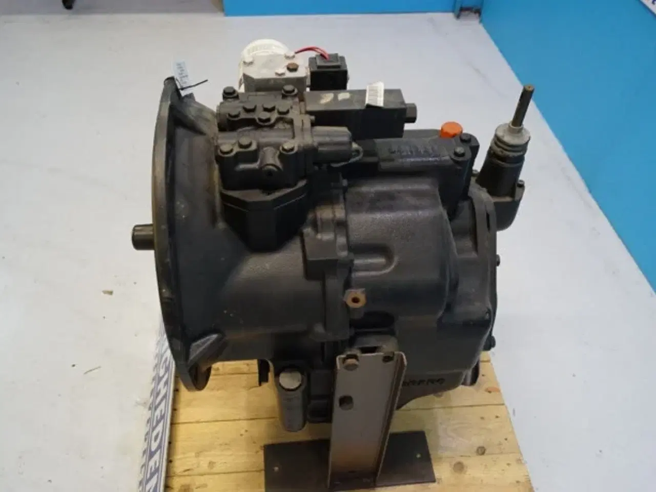 Billede 6 - CASE 580SLE 4wd Transmission 