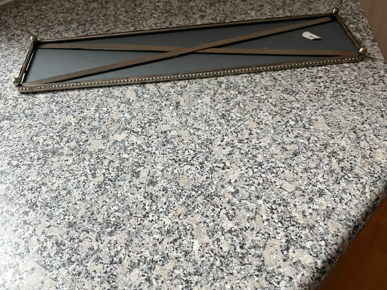 Billede 1 - Fin spejl til og pynte på