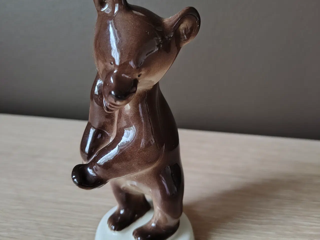 Billede 4 -  Fin Lomonosov bjørnefigur