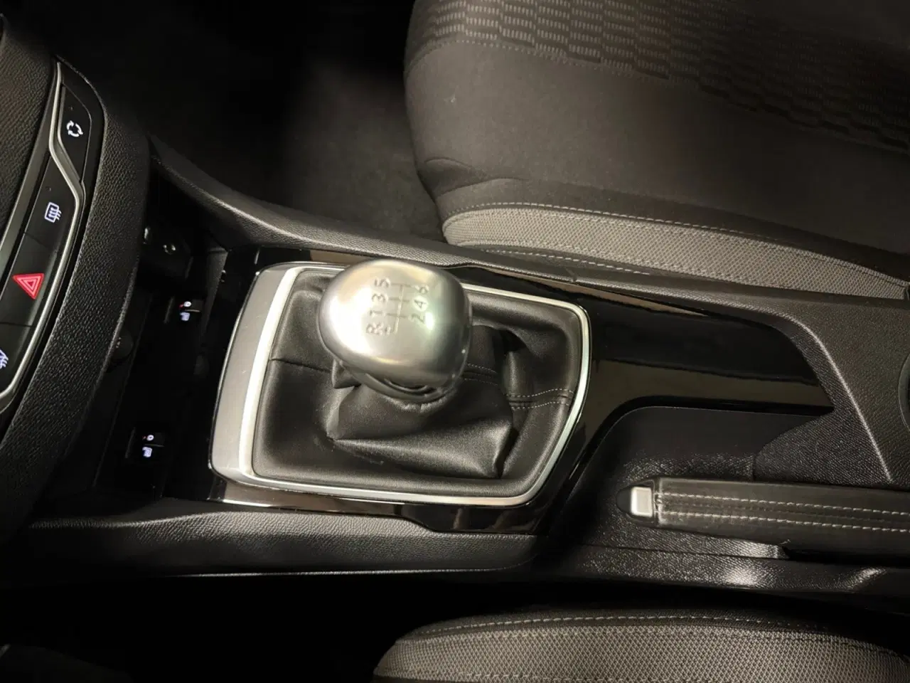 Billede 12 - Peugeot 308 1,6 BlueHDi 120 Style Sky SW