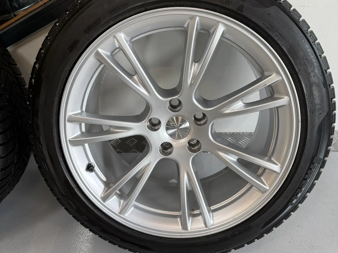 Billede 5 - 19” originale Gemini alufælge med vinterdæk