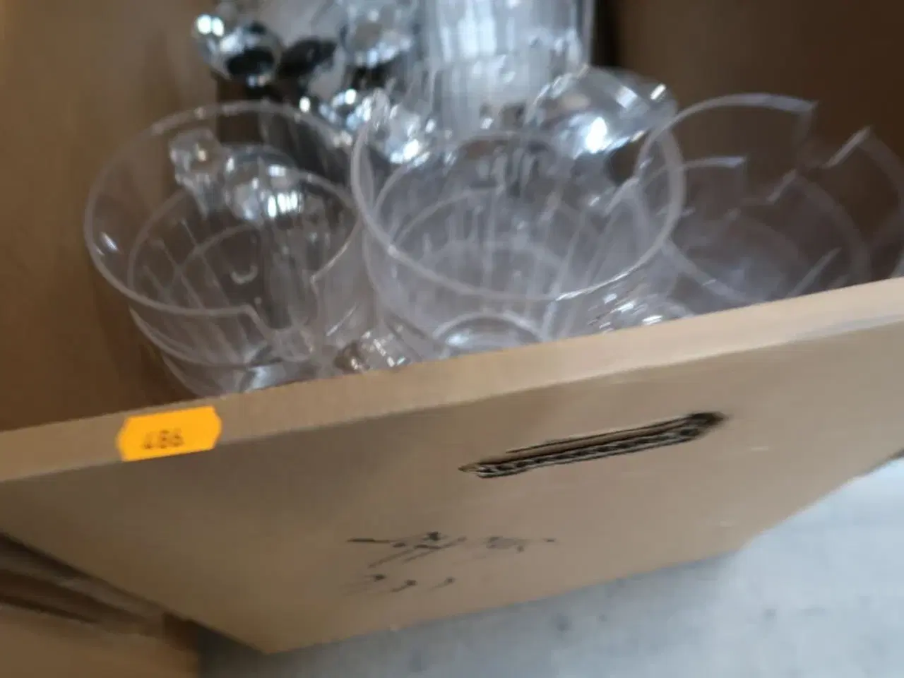 Billede 8 - Tallerkener, glas, kander m.m.