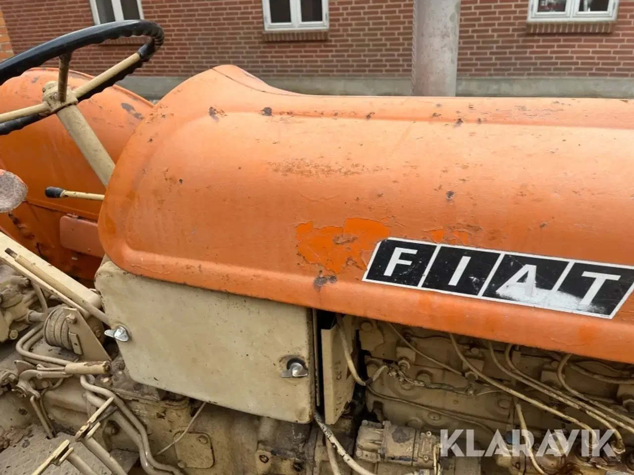 Billede 4 - Traktor Fiat 411 4 cylinder Diesel