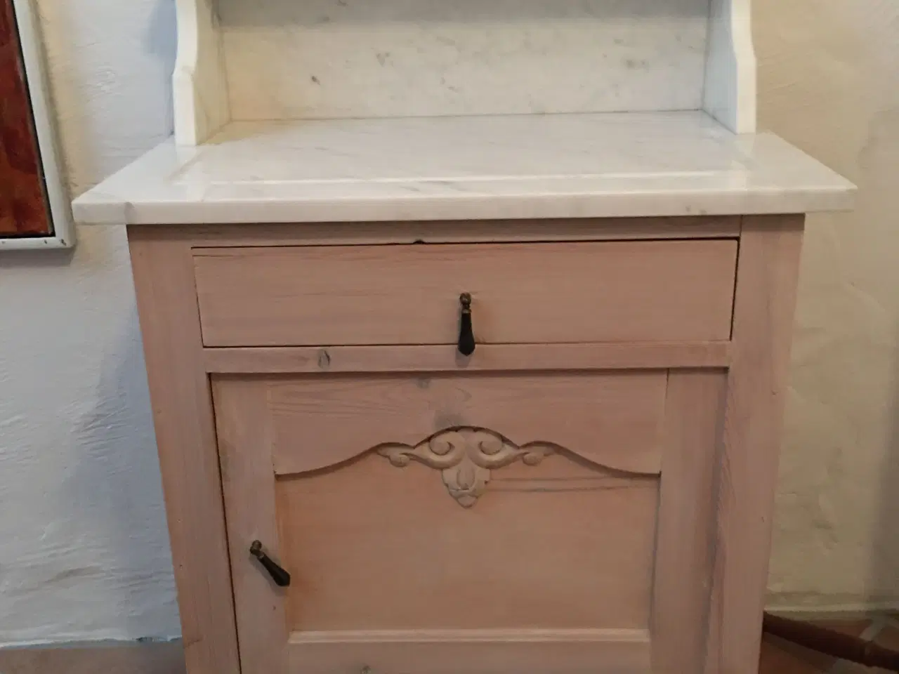 Billede 1 - Gl. retro servante m/marmortop