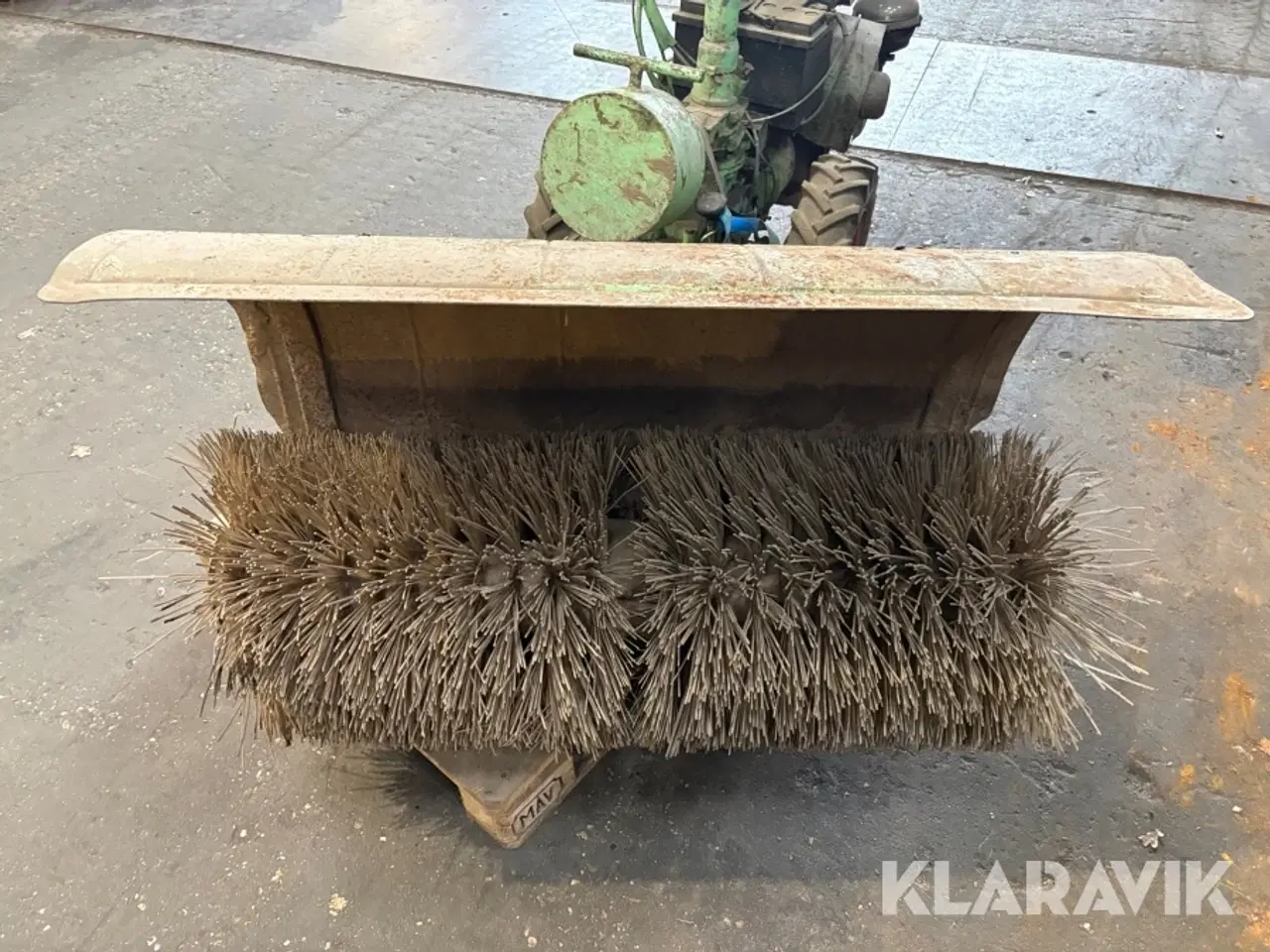 Billede 10 - Fejemaskine JRUS U1200