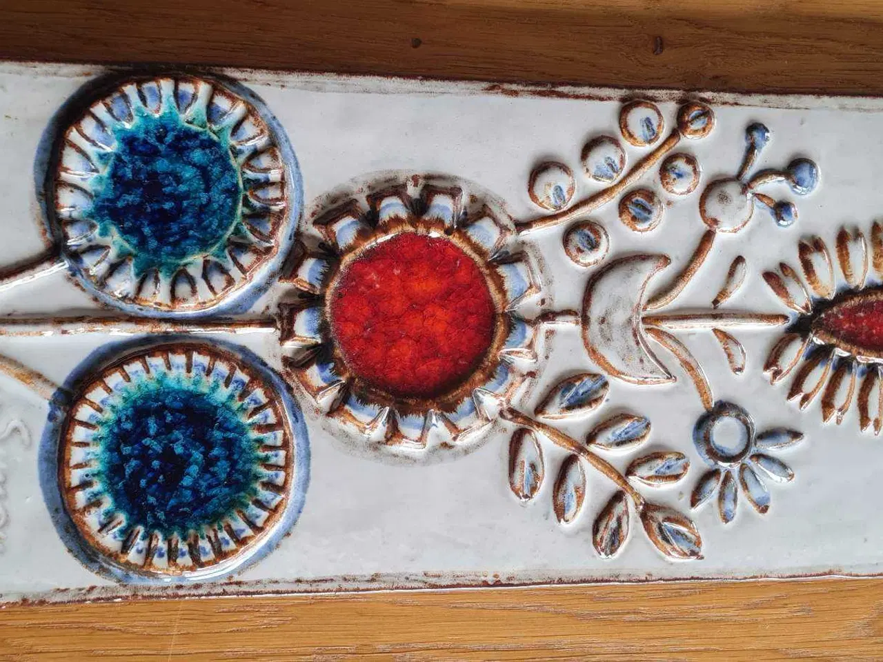 Billede 2 - Relief i keramik 