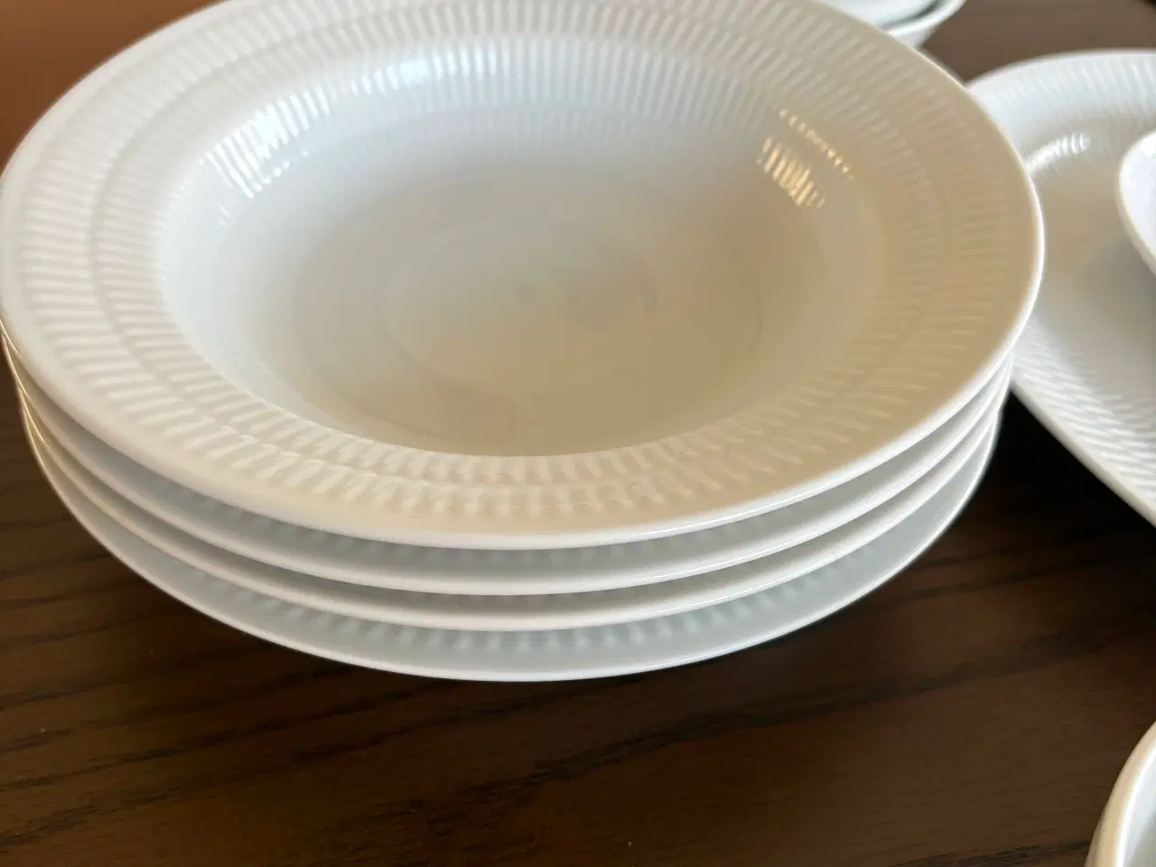 Billede 2 - Royal Copenhagen hvid riflet