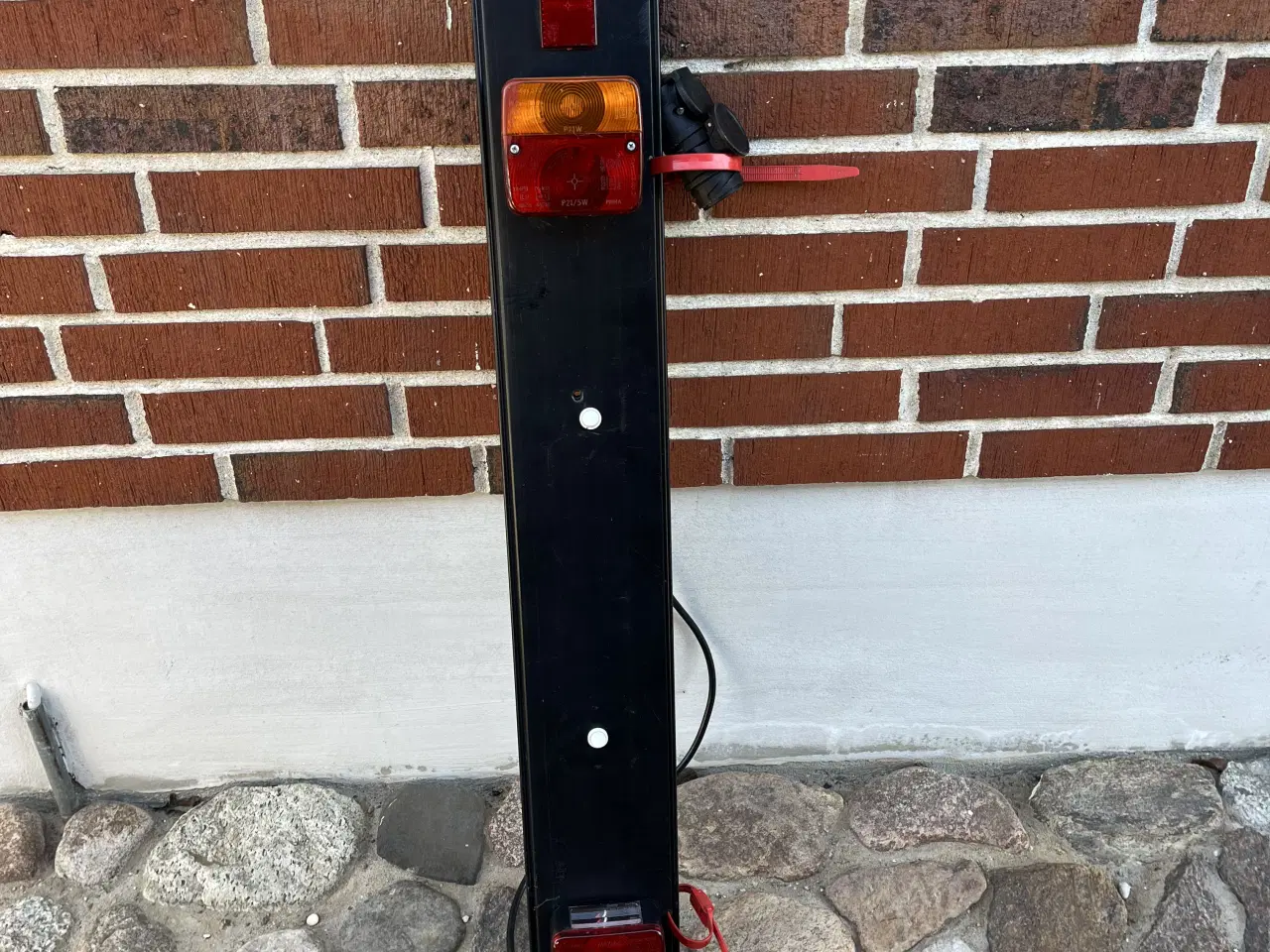 Billede 1 - Lygtebom