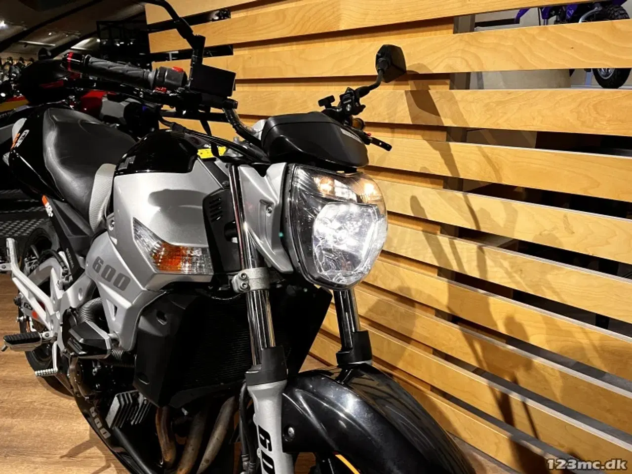 Billede 8 - Suzuki GSR 600