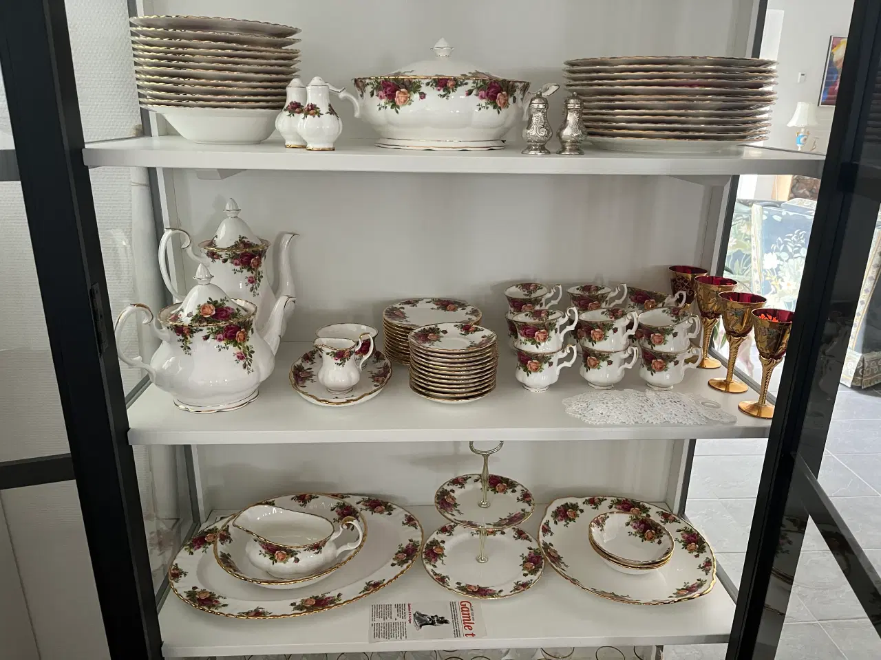 Billede 1 - Old Country Roses Royal Albert stel