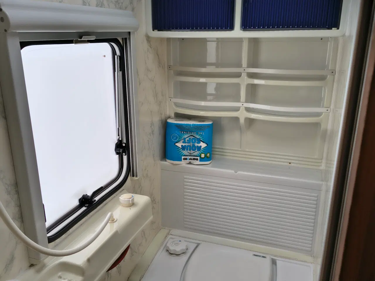 Billede 8 - Rigtig god campingvogn med mover