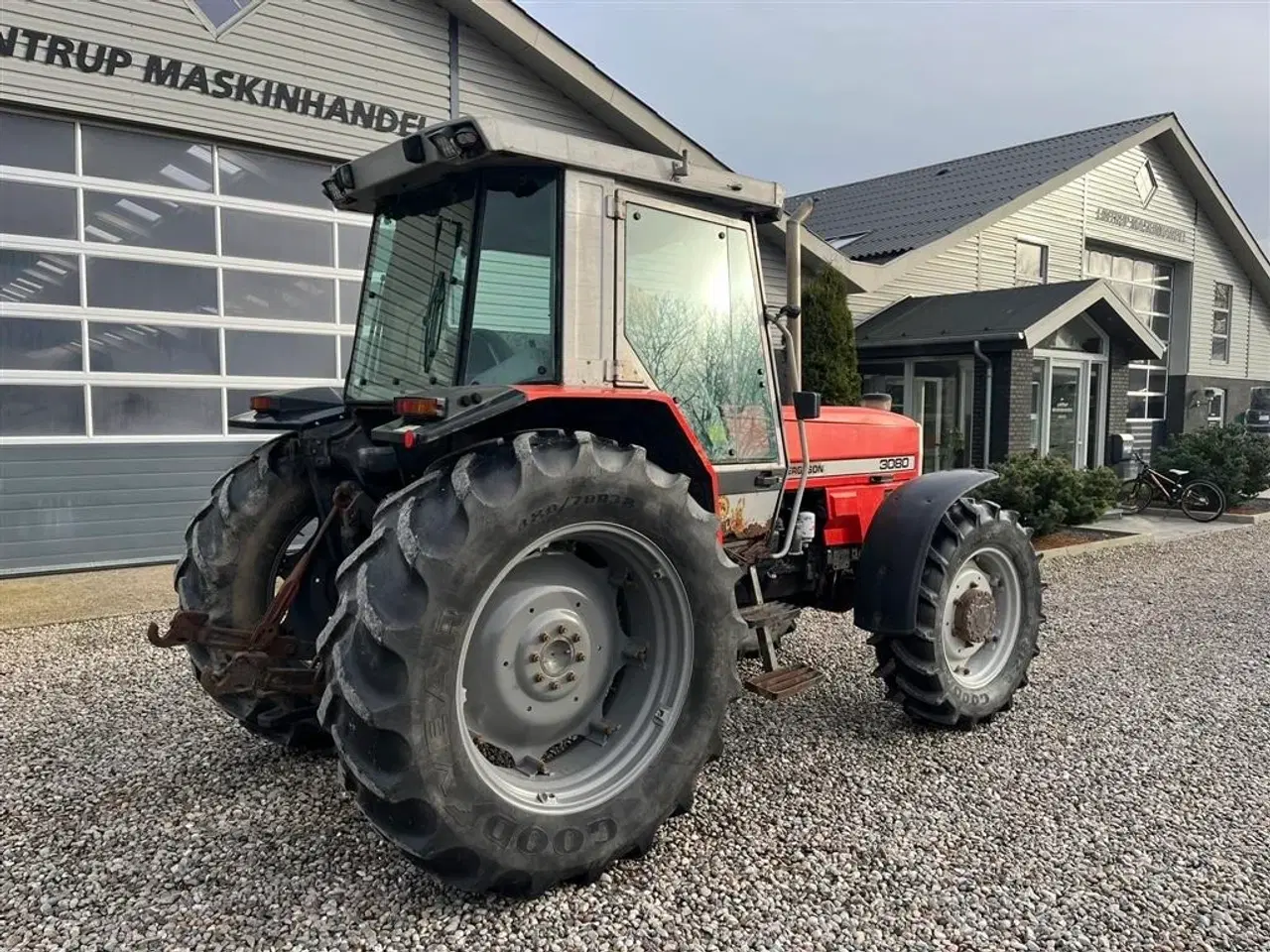 Billede 13 - Massey Ferguson 3080 6cyl traktor med 4wd til små penge.