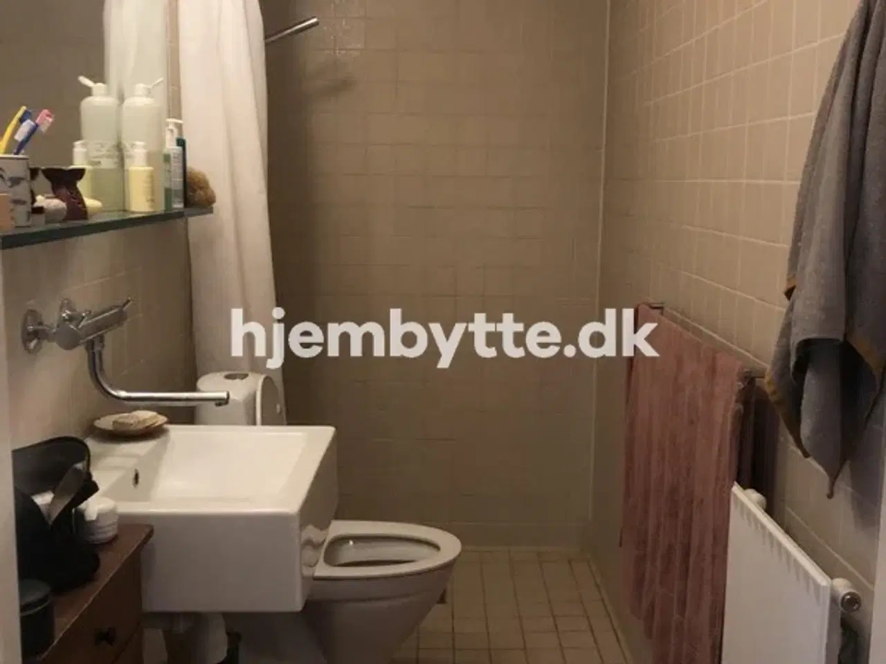 Billede 8 - Hjembytte - NørreAllé